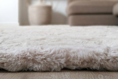 A rug like a rabbit fur - BESTSELLER